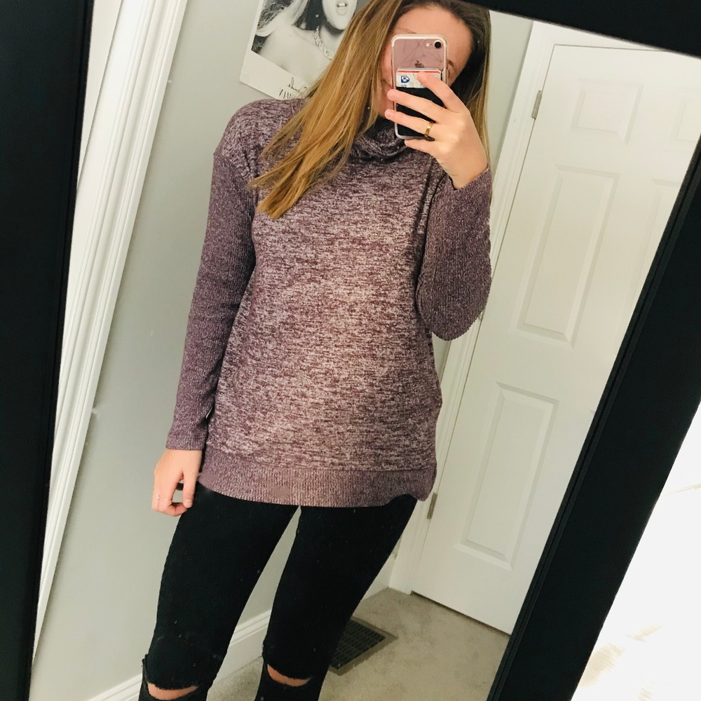 DONATING SOON ✰ Turtle Neck Sweater ✰